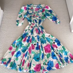 Susan Freiz 100% Polyester dress